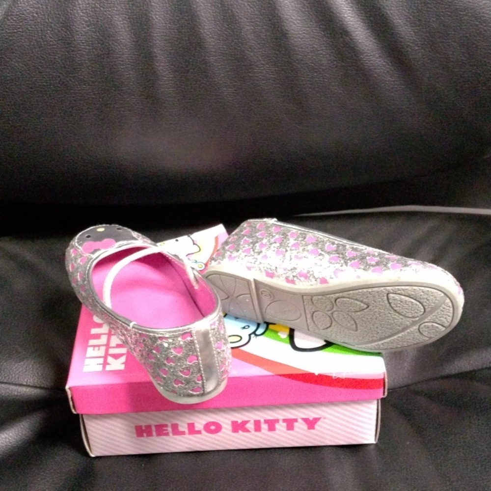 Hello Kitty - Picture 3 of 4